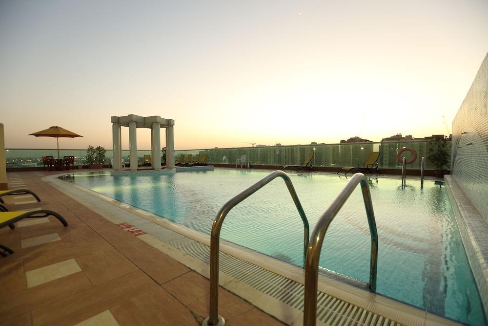 Dunes Hotel Apartment Al Qusais Дубай Экстерьер фото