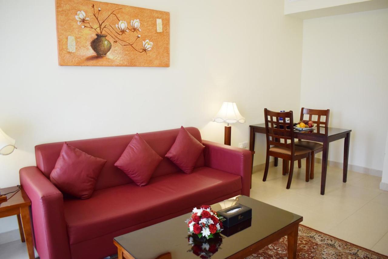 Dunes Hotel Apartment Al Qusais Дубай Экстерьер фото